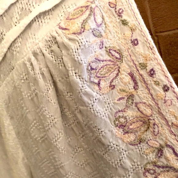 NWOT Boho embroidered top - Picture 11 of 16